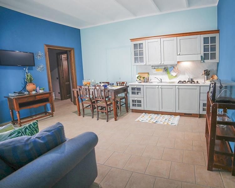 Palazzo Le Muse Apartments Беваня Екстериор снимка